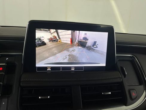 Used 2021 Chevrolet Suburban LT AWD/4WD image 72