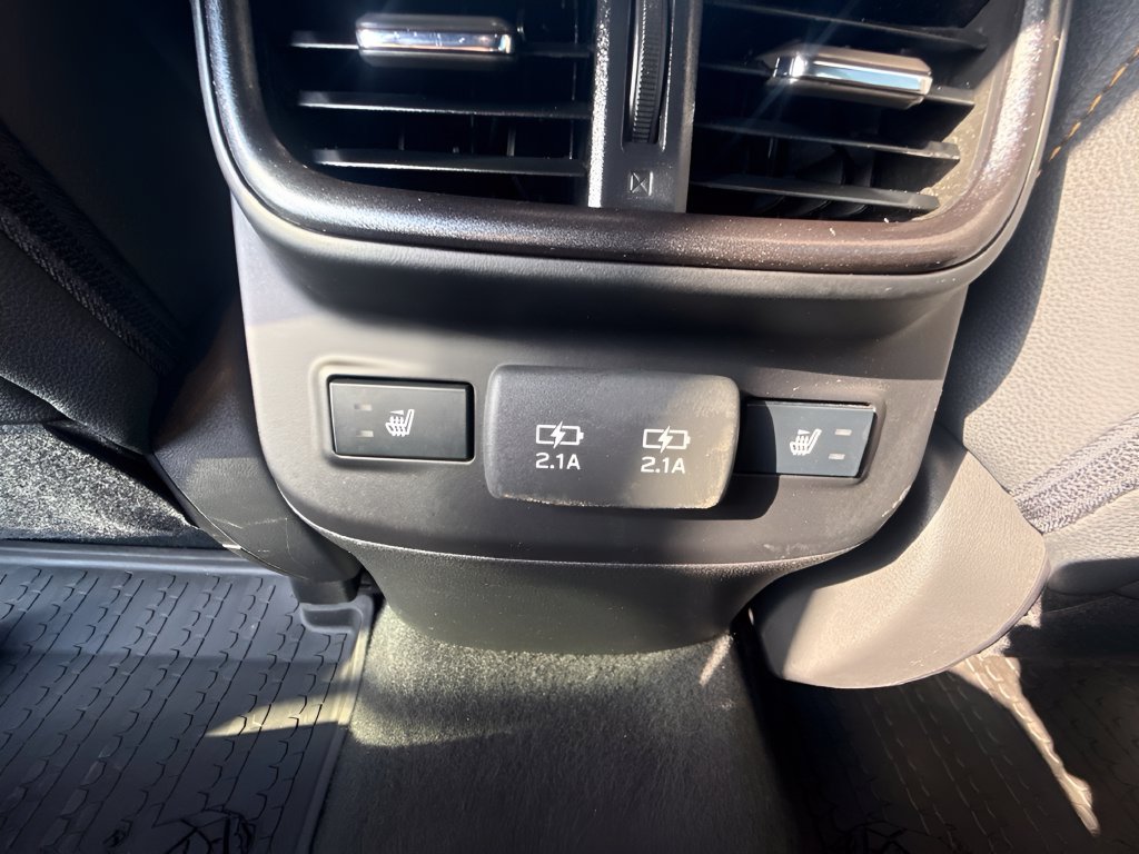 Used 2022 Subaru Outback Wilderness AWD/4WD image 12