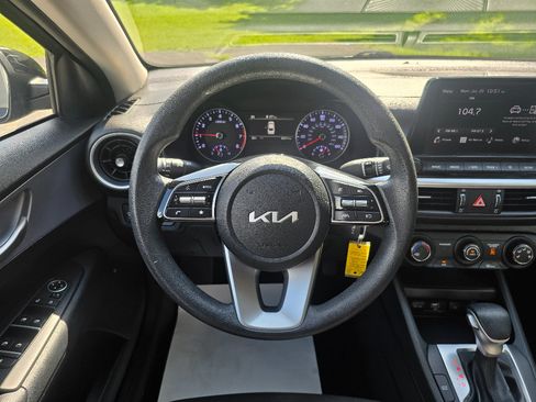 Used 2024 Kia Forte LXS FWD image 14