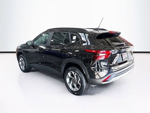 New 2026 Chevrolet Trax LT w/ Driver Confidence Package image 8