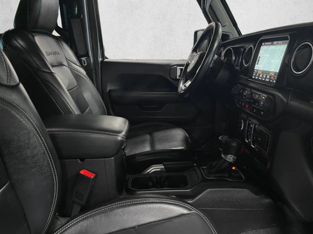 Used 2018 Jeep Wrangler Unlimited Sahara AWD/4WD image 21