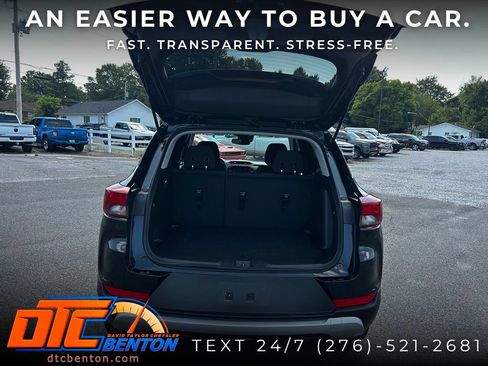 Used 2023 Chevrolet TrailBlazer LT w/ Convenience Package FWD image 28