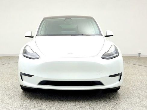 Used 2023 Tesla Model Y Long Range AWD/4WD image 2