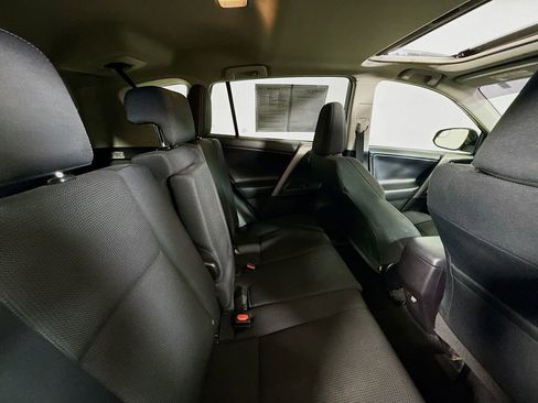 Certified 2018 Toyota RAV4 XLE FWD image 26