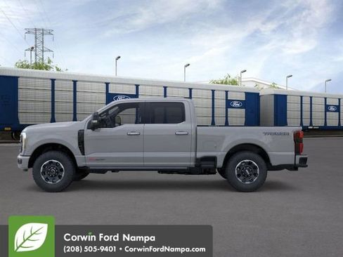 New 2026 Ford F350 4x4 Crew Cab Super Duty image 4