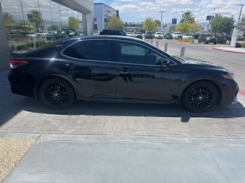 Used 2021 Toyota Camry XSE w/ Carpet Mat Package (TMS) FWD image 4