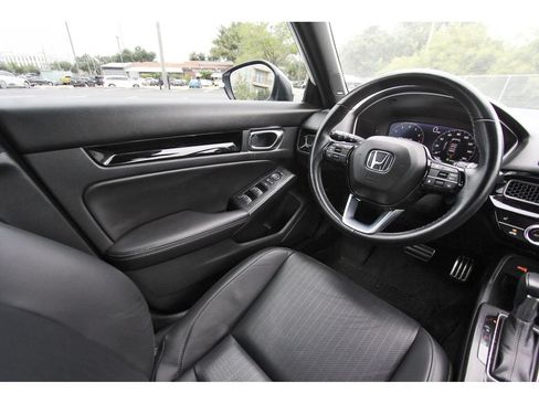 Used 2024 Honda Civic Sport Touring image 9