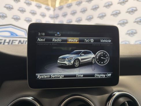 Used 2019 Mercedes-Benz GLA 250 4MATIC image 35