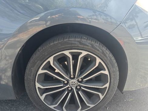 Used 2014 Toyota Corolla S FWD image 11
