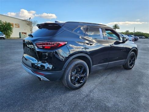 Used 2023 Chevrolet Blazer LT w/ Convenience Package image 11