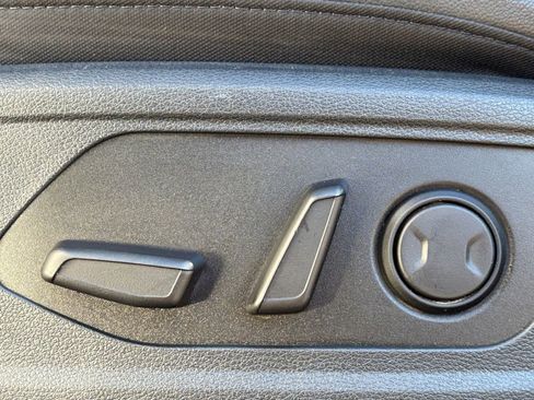 Used 2024 Kia Sportage EX image 12