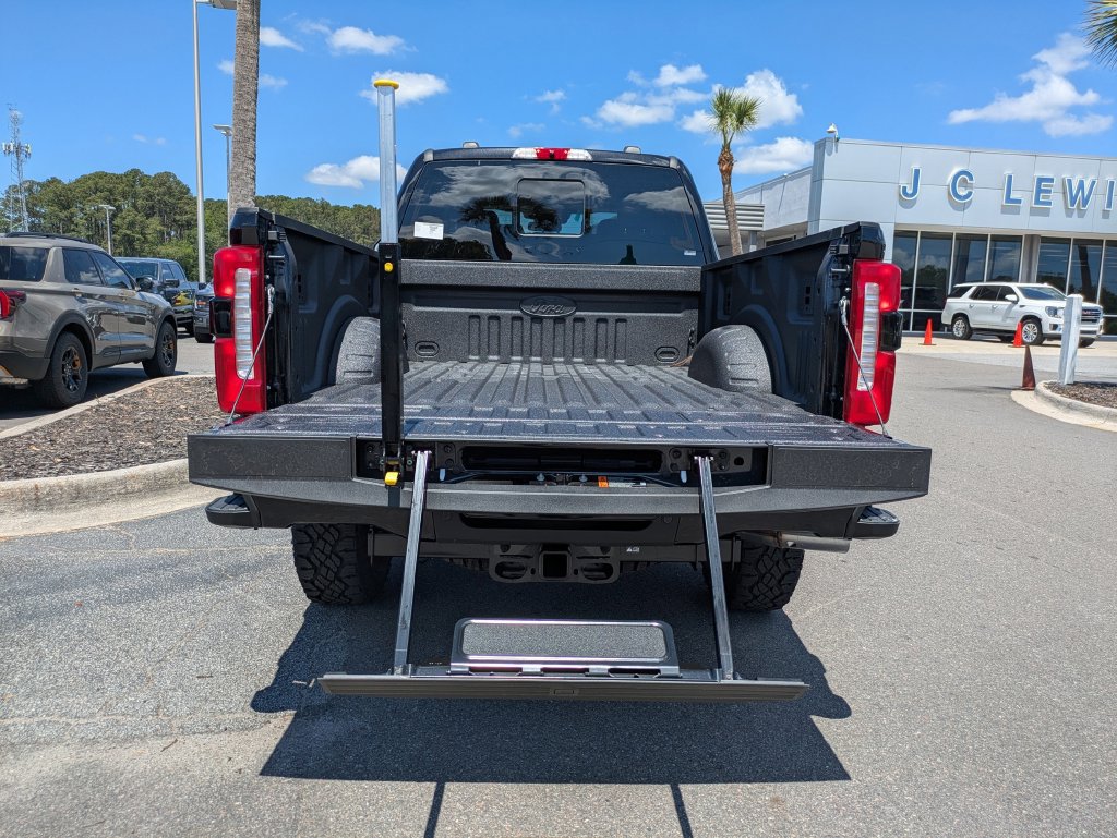 New 2026 Ford F350 Lariat w/ Tremor Off-Road Package AWD/4WD image 13