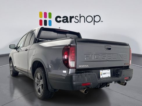 Used 2024 Honda Ridgeline TrailSport image 3