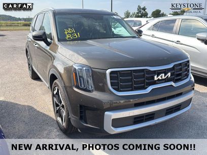 Used 2025 Kia Telluride S