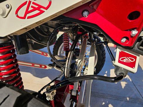 Used 2025 Ford F250 Platinum w/ FX4 Off-Road Package image 37