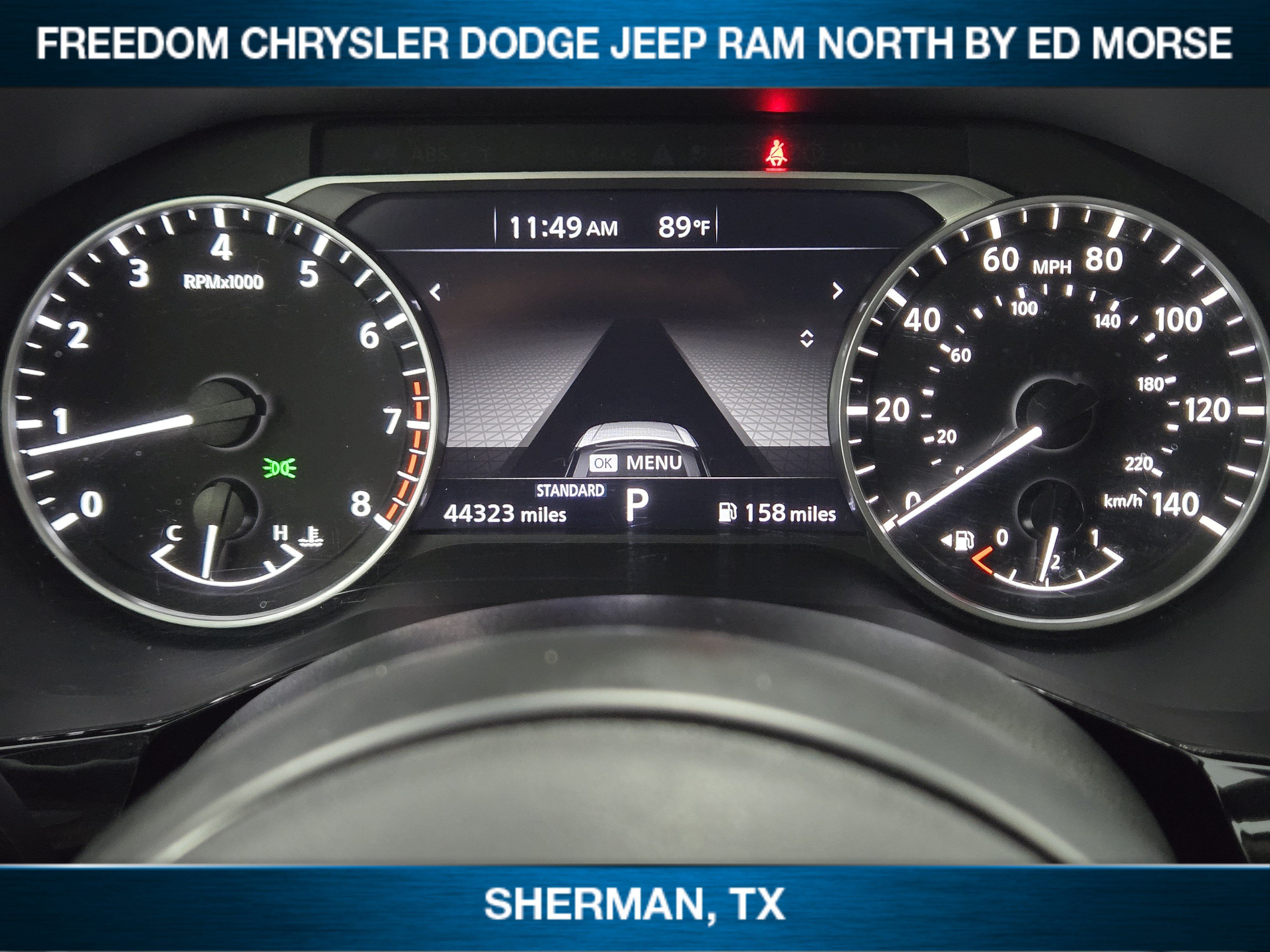 Used 2025 Nissan Pathfinder SV FWD image 10