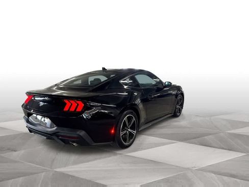 Used 2024 Ford Mustang Coupe RWD image 8