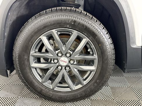 Used 2018 GMC Acadia SLT image 41