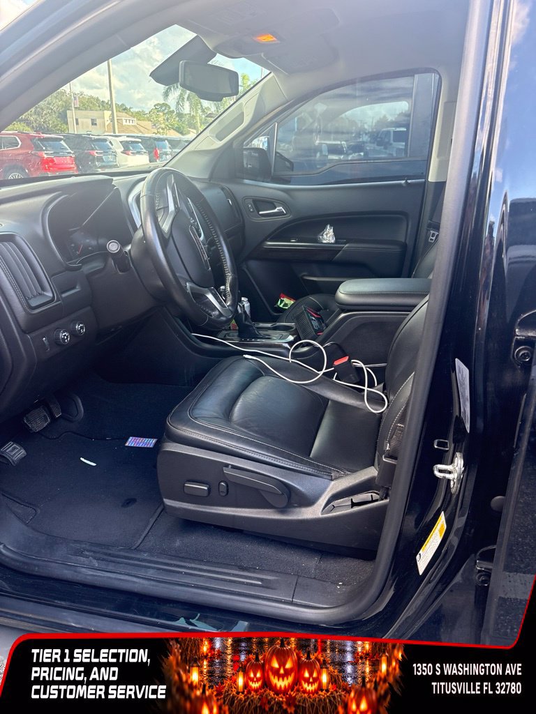 Used 2022 GMC Canyon Elevation w/ Elevation Premium Package AWD/4WD image 3