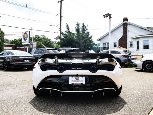 Used 2020 McLaren 720S Spider RWD image 20