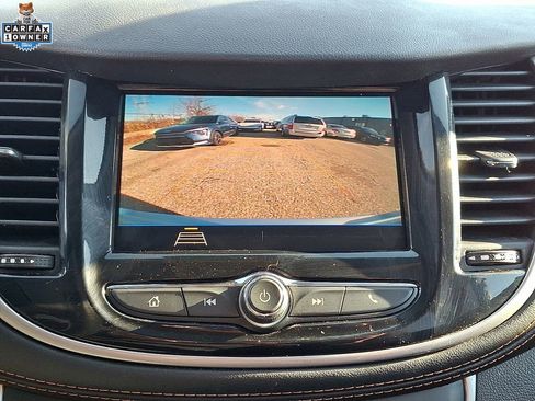 Used 2020 Chevrolet Trax LT w/ LT Convenience Package image 17