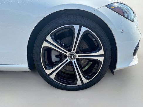 Used 2022 Mercedes-Benz C 300 Sedan w/ Exclusive Trim Package image 10