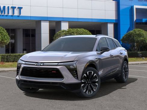New 2025 Chevrolet Blazer EV RS image 6