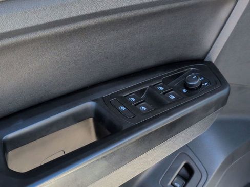 Used 2020 Volkswagen Atlas SE w/ Panoramic Sunroof Package image 13