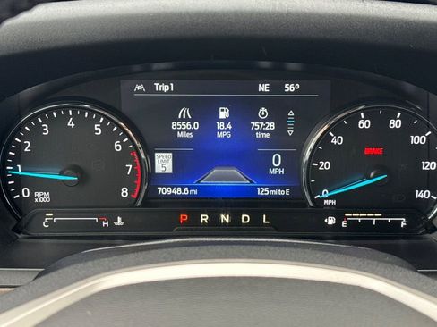 Used 2022 Ford Explorer Limited w/ Equipment Group 301A AWD/4WD image 33