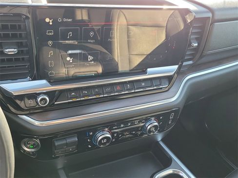 Certified 2022 GMC Sierra 1500 SLT w/ SLT Premium Plus Package image 13