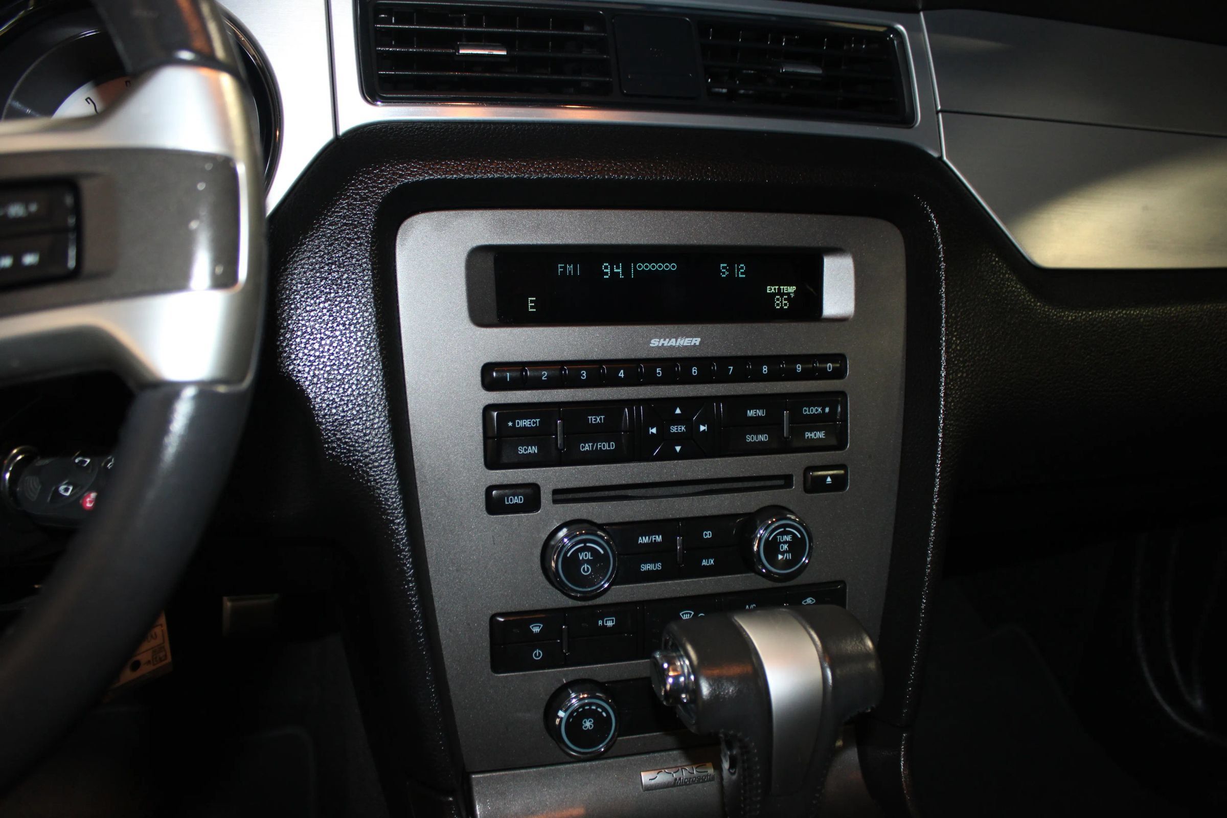 Used 2010 Ford Mustang Coupe RWD image 14
