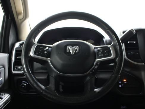 Used 2019 RAM 2500 Big Horn AWD/4WD image 10
