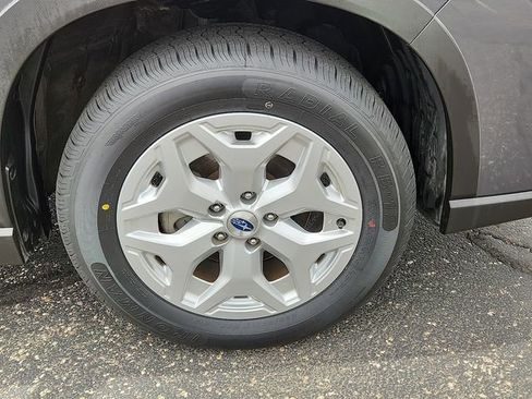 Certified 2023 Subaru Forester AWD/4WD image 7