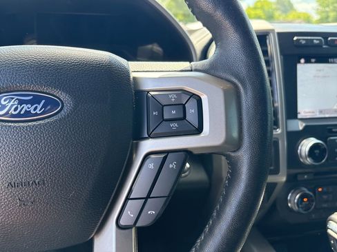 Used 2018 Ford F150 Lariat w/ Equipment Group 502A Luxury AWD/4WD image 21