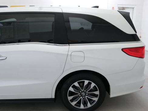 Used 2023 Honda Odyssey EX-L image 5