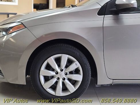 Used 2016 Toyota Corolla LE image 11