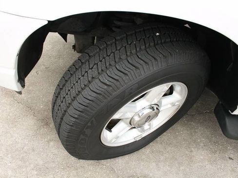 Used 2004 Ford Explorer Sport XLT image 18