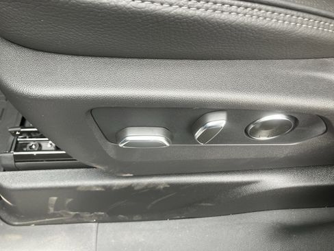 New 2026 GMC Yukon Denali image 23