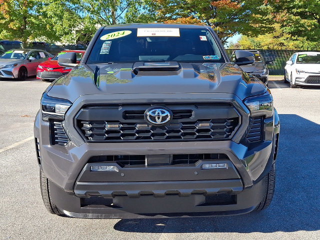 Certified 2024 Toyota Tacoma TRD Sport w/ TRD Sport Upgrade Package AWD/4WD image 2