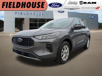 Used 2023 Ford Escape Active AWD/4WD video 1