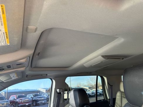 Used 2015 Cadillac Escalade Premium image 63