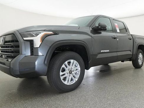 New 2026 Toyota Tundra SR5 AWD/4WD image 17