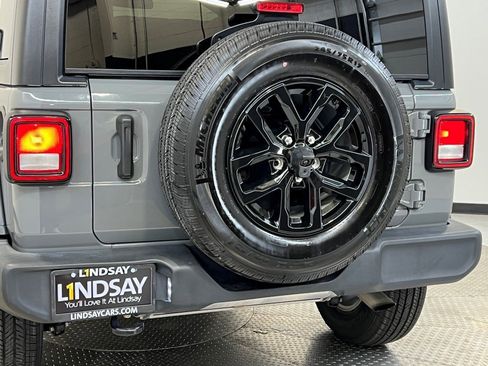 Certified 2023 Jeep Wrangler Sport S image 8
