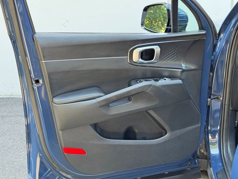 Used 2024 Kia Sorento S w/ Panoramic Sunroof Package FWD image 39