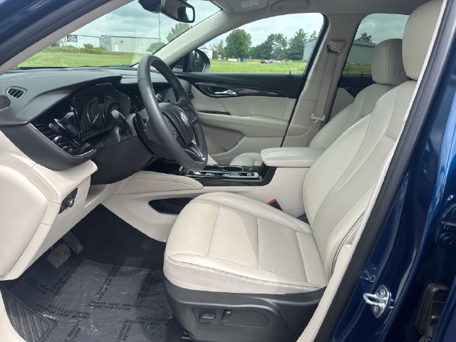 Used 2023 Buick Envision Essence AWD/4WD image 11