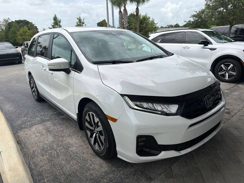 Used 2026 Honda Odyssey EX-L image 2