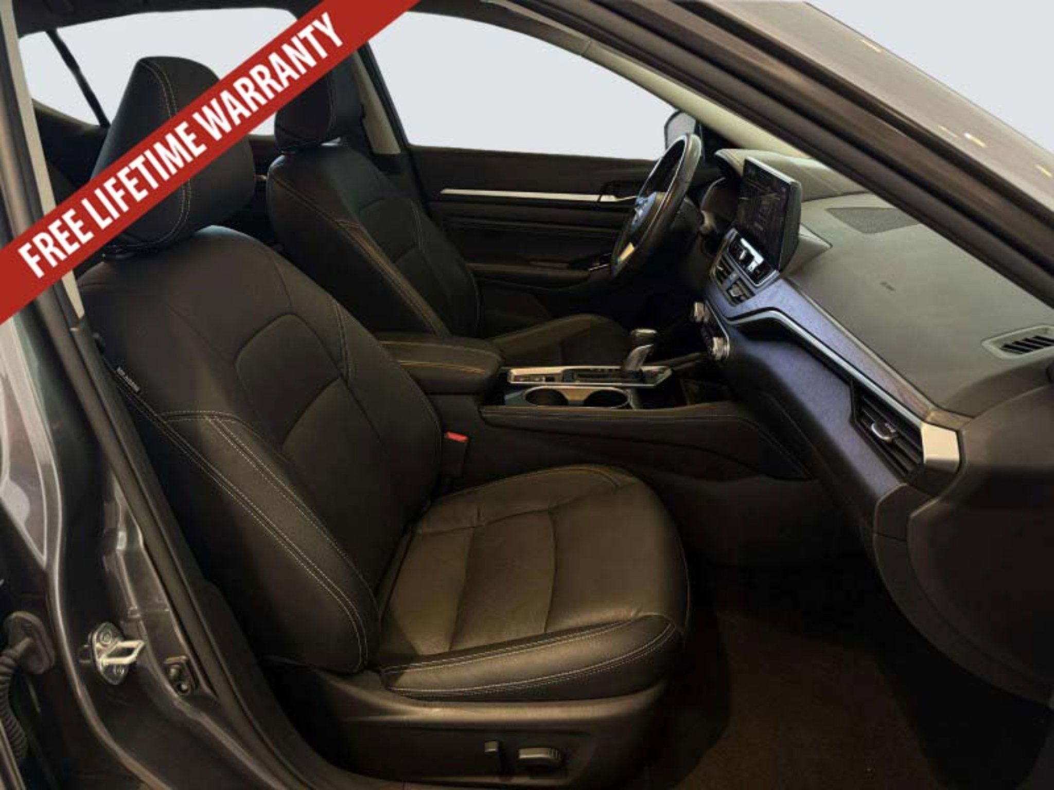 Used 2023 Nissan Altima 2.5 SL FWD image 35