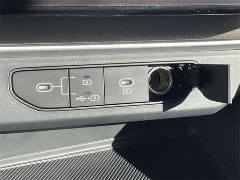 New 2026 Kia Carnival LXS image 37