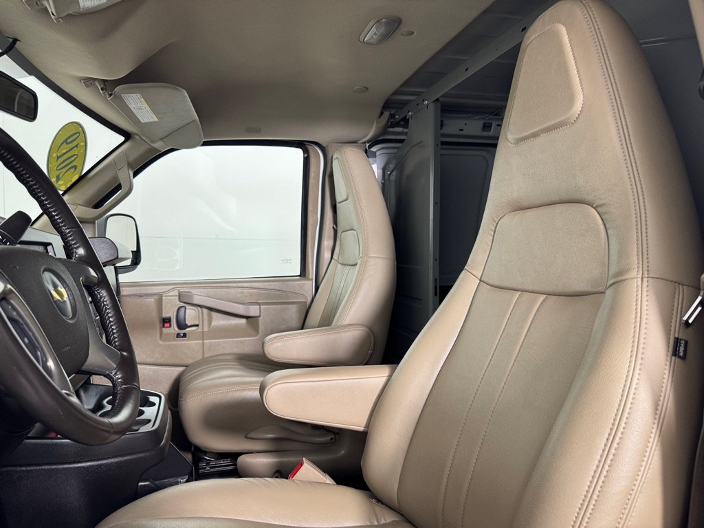 Used 2019 Chevrolet Express 2500 w/ Driver Convenience Package RWD image 12