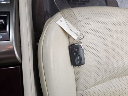Used 2019 Lexus GX 460 Luxury AWD/4WD image 24